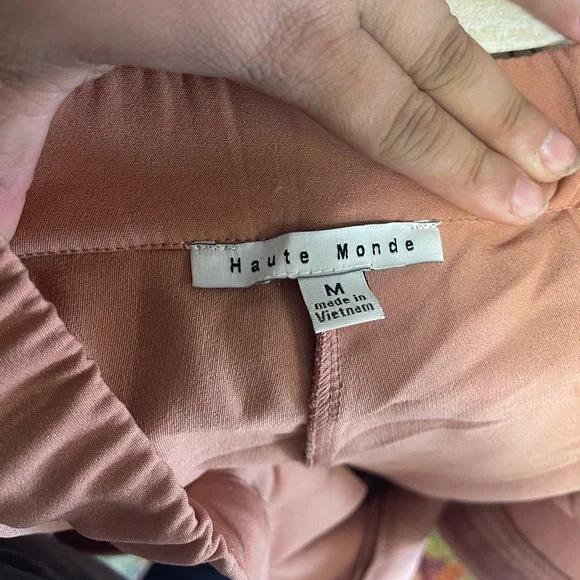 Haute Monde - peach trousers - Picture 3 of 3